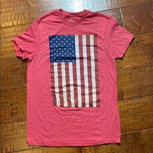 Well Worn American Flag t-shirt - Small - red